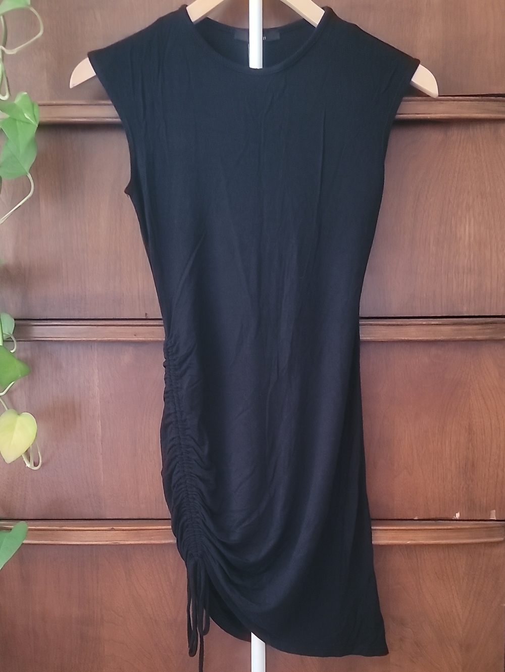Forever 21 Sculpting Black Sleeveless Ruched Side Bodycon Mini Dress